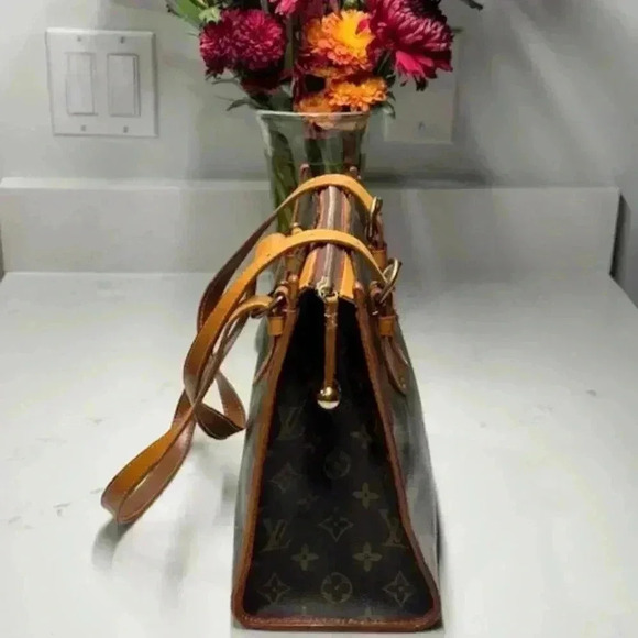 LOUIS VUITTON Popincourt Haut Shoulder Bag Monogram Leather Brown + COA - Picture 7 of 16